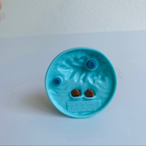 NEW 1994 Mattel Barbie Lifeguard Action Figure - Picture 5 of 10